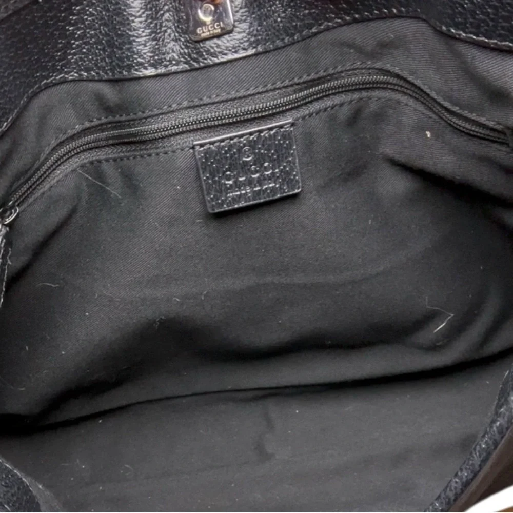 Gucci black GG canvas tote featuring tonal black leather trim - Picture 12 of 16